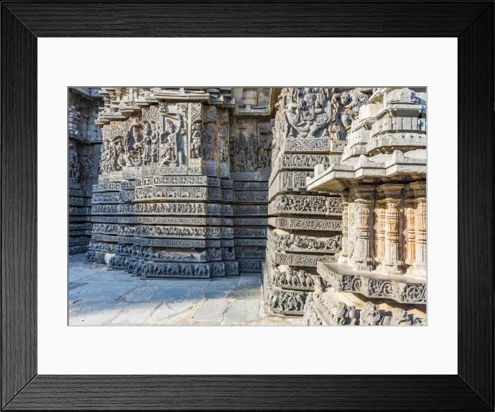 Framed Print : Carvings at the Hoysaleswara Temple at Halebid in Karnataka, India