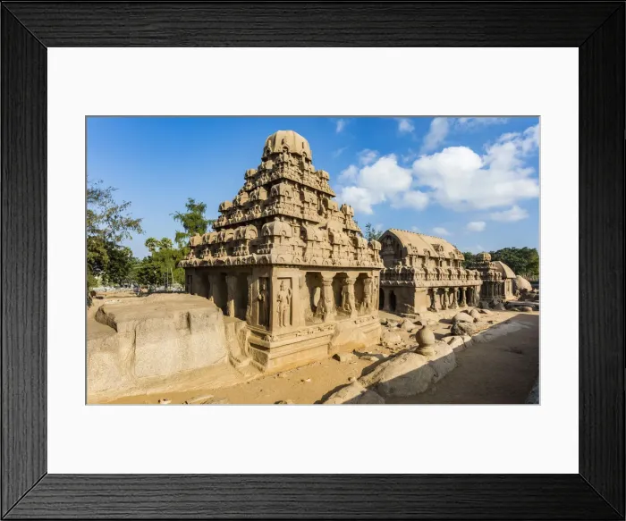Framed Print : Ornately-carved temples at Mamallapuram in Tamil Nadu, India Framed Print : Ornately-carved temples at Mamallapuram in Tamil Nadu, India