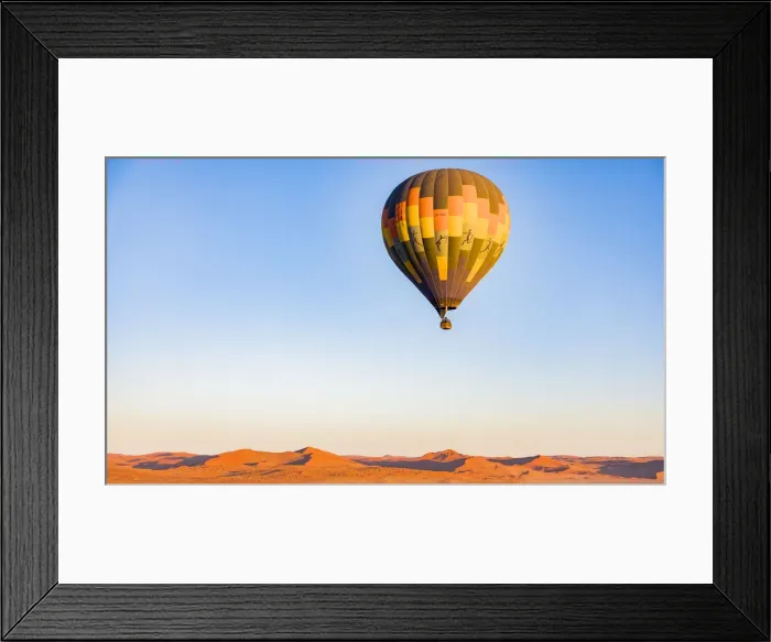 Framed Print : A hot air balloon at Namib-Naukluft National Park, Namibia