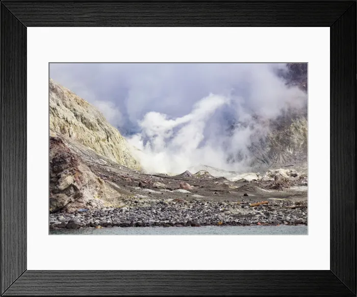 Framed Print : The volcanic White Island in Bay of Plenty, New Zealand