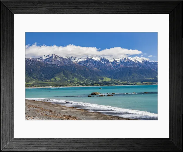 Framed Print : Coastal scenery at Kaikoura in Canterbury, New Zealand