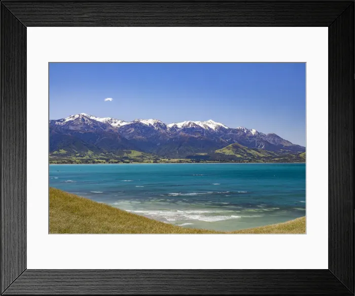 Framed Print : Coastal scenery at Kaikoura in Canterbury, New Zealand