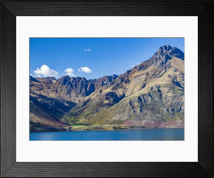 Framed Print : Lake Wakatipu in Otago, New Zealand