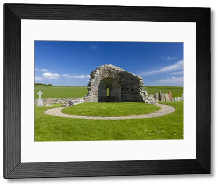 Framed Print : St Nicholas Round Kirk, Orkney, Scotland
