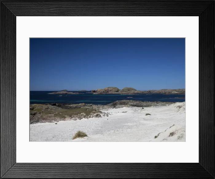 Framed Print : Bay at the back of the Ocean on Iona, Scotland