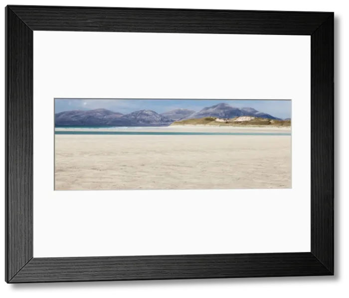 Framed Print : Luskentyre beach, Harris, Scotland