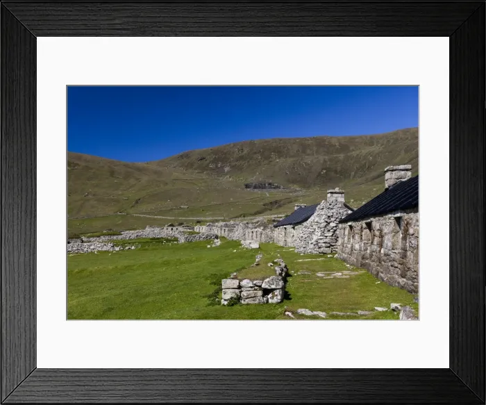 Framed Print : The island of Hirta, St Kilda, Scotland