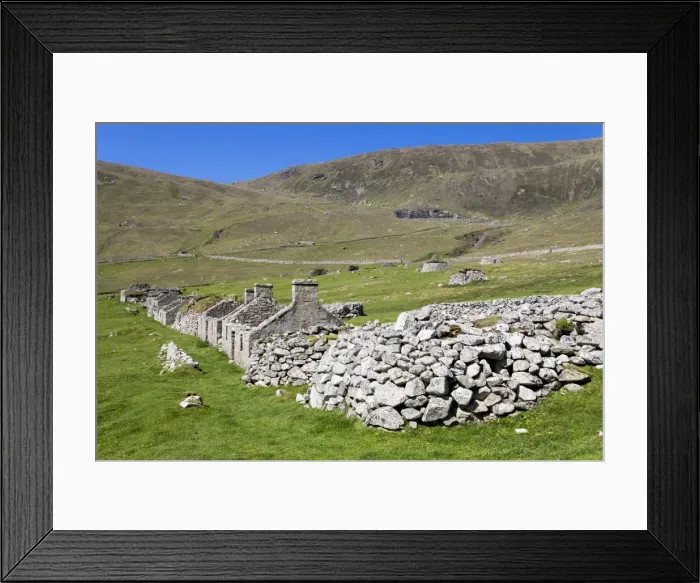 Framed Print : The island of Hirta, St Kilda, Scotland