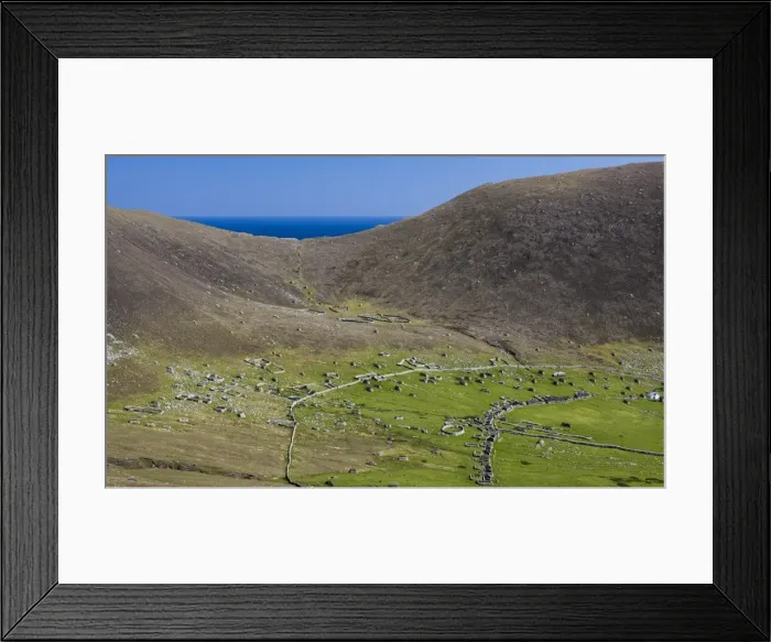 Framed Print : The island of Hirta, St Kilda, Scotland