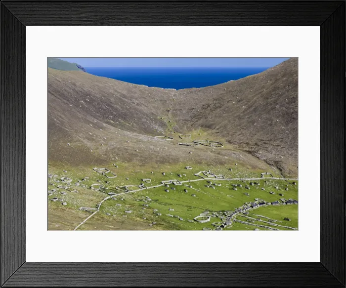 Framed Print : The island of Hirta, St Kilda, Scotland