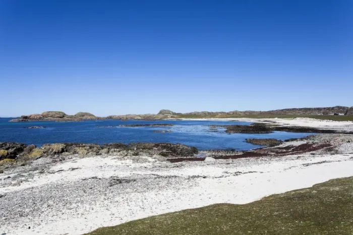 Framed Print : Bay at the back of the Ocean on Iona, Scotland