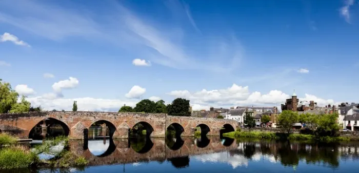 Framed Print : Devorgilla Bridge over the River Nith, Dumfries, Scotland