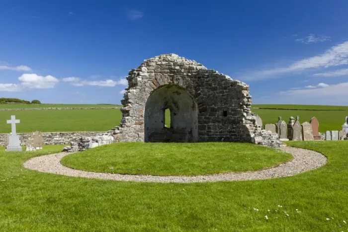 Framed Print : St Nicholas Round Kirk, Orkney, Scotland