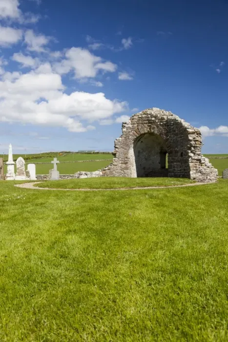 Framed Print : St Nicholas Round Kirk, Orkney, Scotland