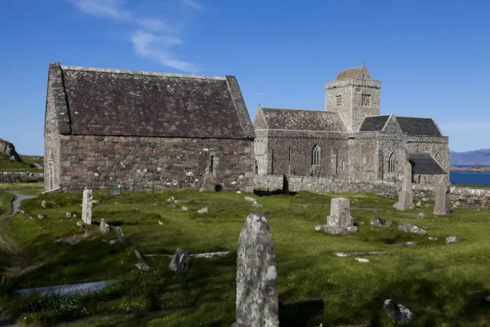 Framed Print : St Oran`s Chapel and Iona Abbey, Scotland
