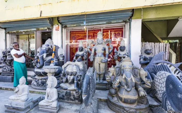 Framed Print : A stone carving shop at Mamallapuram in Tamil Nadu, India