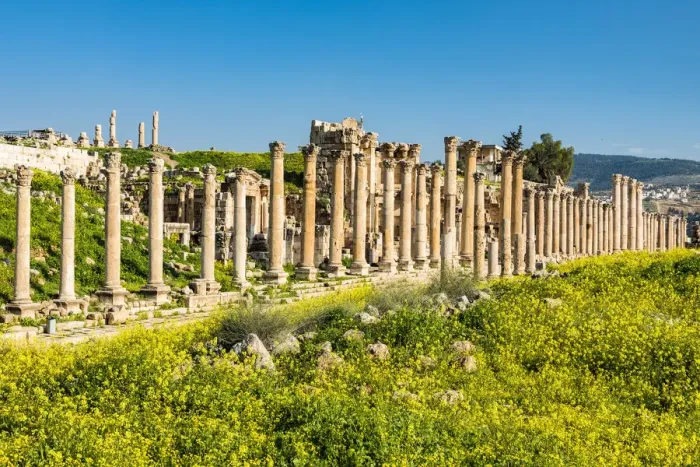 Framed Print : A street in the Roman city in Jerash, Jordan Framed Print : A street in the Roman city in Jerash, Jordan