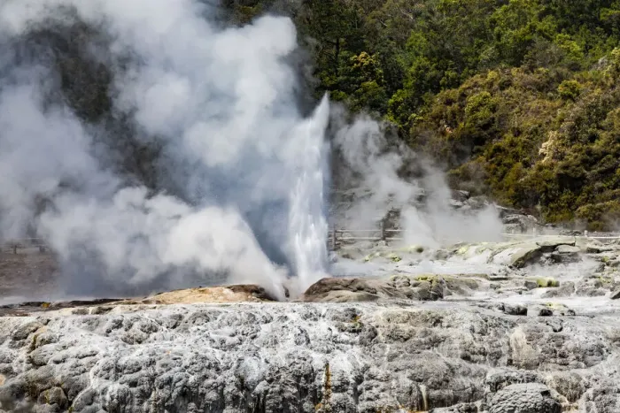 Framed Print : Vapour rising from an active volcanic area at Te Puia in Roturua, Bay of Plenty, in New Zealand
