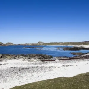 Bay at the back of the Ocean on Iona, Scotland