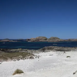 Bay at the back of the Ocean on Iona, Scotland