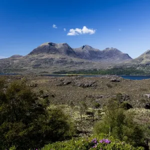 Beinn Alligin in Torridon, Scotland Beinn Alligin in Torridon, Scotland