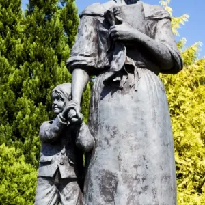 The Jean Armour Statue, Dumfries, Scotland The Jean Armour Statue, Dumfries, Scotland