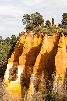 Nature Prints: Colourful ochre cliffs at Rousillon in France