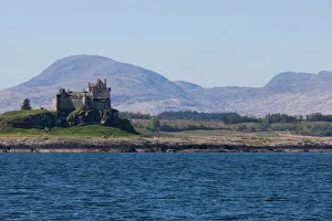 Trending: Duart Castle, Mull, Scotland