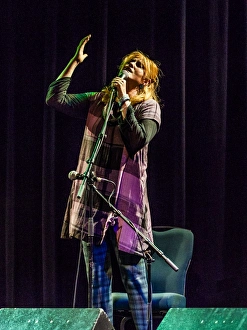 Scottish Prints: Eddie Reader performing in Strathpeffer, Scotland