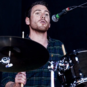 Lorn Prints: Gareth Thompson of Hunter & the Bear playing at Oban Live in Scotland