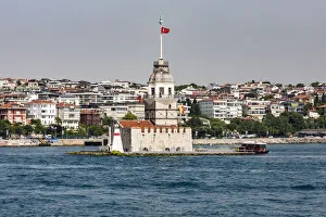 Turkey Prints: Leander`s Tower in the Bosporus in Istanbul, Turkey