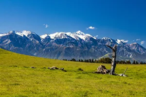: Mountain scenery at Kaikoura in Canterbury, New Zealand