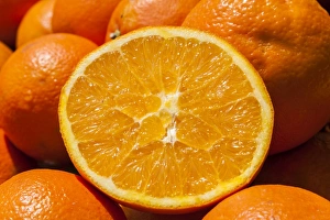 Market Prints: Selling oranges in Santa Pola, Spain