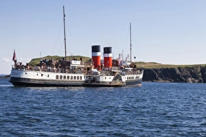 Geology Prints: The Waverley at Staffa, Scotland